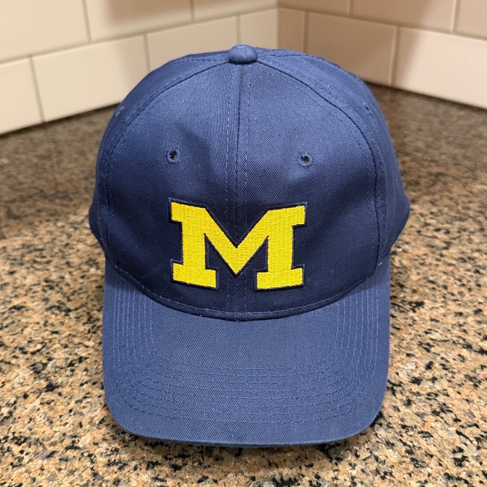 Vtg Michigan Wolverines Signatures by Outdoor Cap Hat Snapback Blue